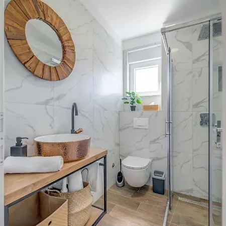 アパート Bonaca トロギール