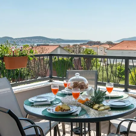 Bonaca トロギール